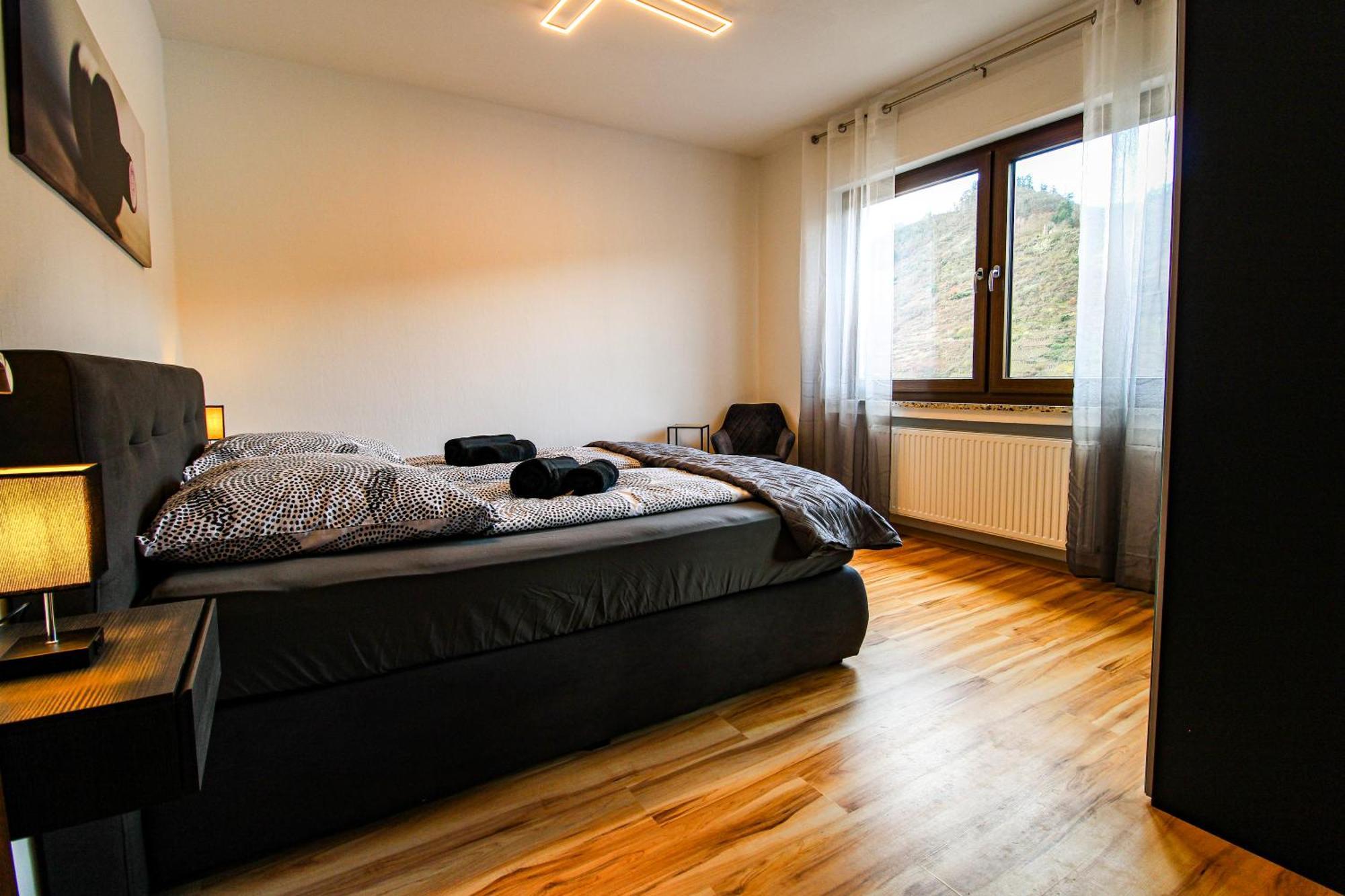Exklusive Moselidylle: Mit Traumhaftem Staustufenblick, Netflix, Terrasse Apartment