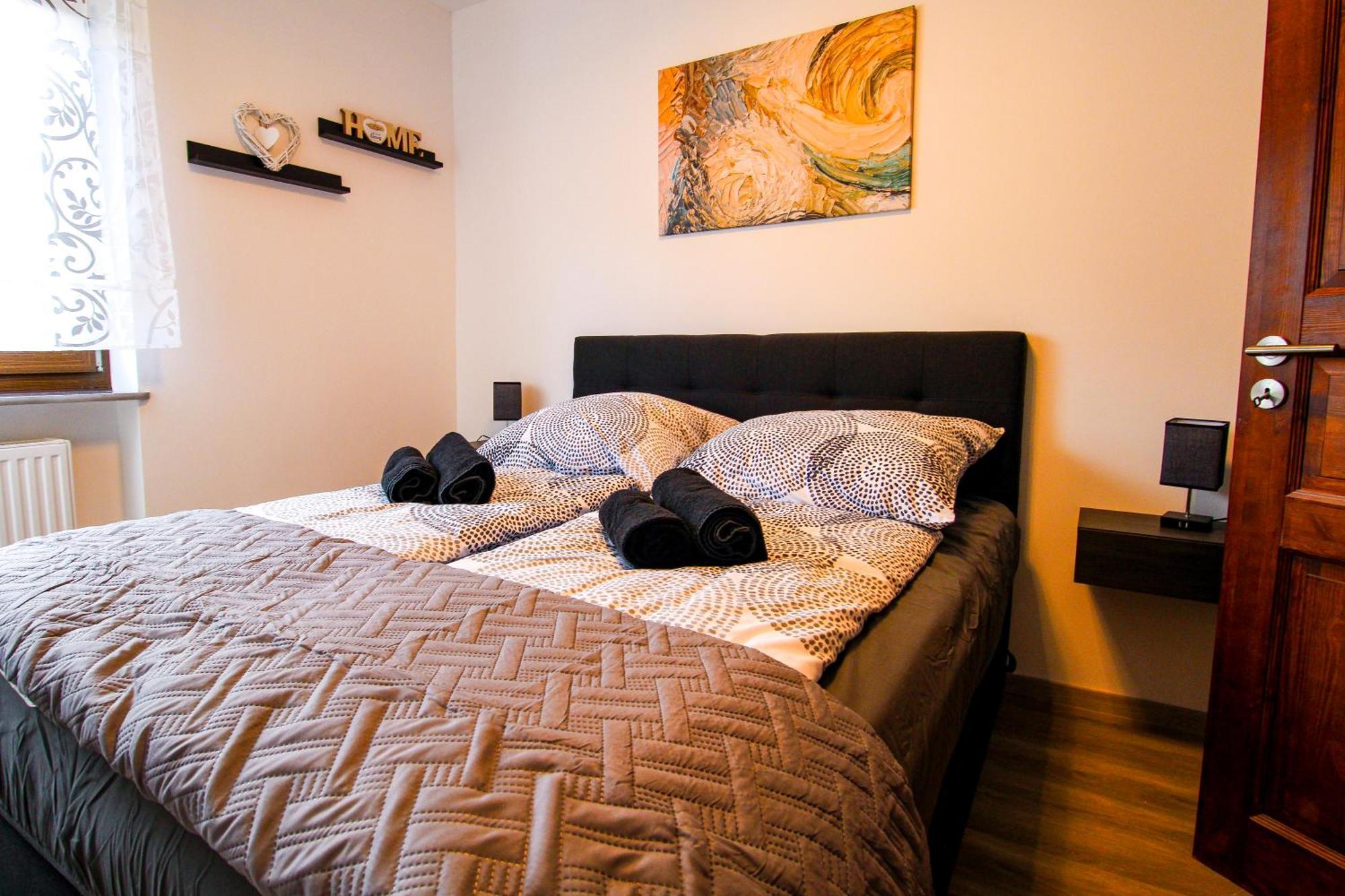 Exklusive Moselidylle: Mit Traumhaftem Staustufenblick, Netflix, Terrasse Apartment Neef